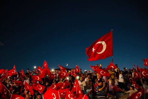 15 Temmuz Programında DARICA KOCAELİ'nde Sahnede Yerimizi Aldık Kocaeli Ak Parti Milletvekili Cemil Yaman, Darıca Kaymakamı Ömer Karaman ve Darıca Belediye Başkanı Şükrü Karabacak Ünal Kaya 15 Temmuz Programında DARICA KOCAELİ'nde Sahnede Yerimizi Aldık Kocaeli Ak Parti Milletvekili Cemil Yaman, Darıca Kaymakamı Ömer Karaman ve Darıca Belediye Başkanı Şükrü Karabacak Ünal Kaya