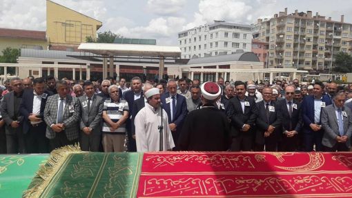  Ömrünü ve Servetini AHİLİK için harcayan  AHİ BABAMIZ - Mustafa KARAGÜLLÜ'yü ebediyete uğurladık. Allah rahmet eylesin Mekanı Cennet olsun.Ünal Kaya Kırşehir