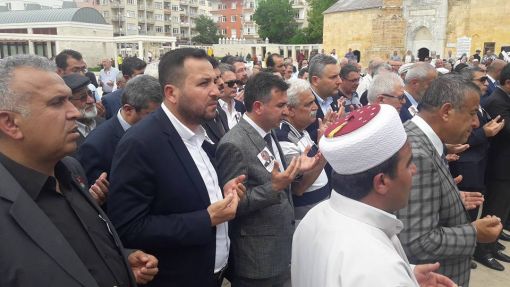 Ömrünü ve Servetini AHİLİK için harcayan  AHİ BABAMIZ - Mustafa KARAGÜLLÜ'yü ebediyete uğurladık. Allah rahmet eylesin Mekanı Cennet olsun.Ünal Kaya Kırşehir