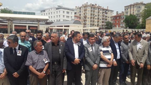 Ömrünü ve Servetini AHİLİK için harcayan  AHİ BABAMIZ - Mustafa KARAGÜLLÜ'yü ebediyete uğurladık. Allah rahmet eylesin Mekanı Cennet olsun.Ünal Kaya Kırşehir