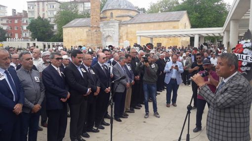 Ömrünü ve Servetini AHİLİK için harcayan  AHİ BABAMIZ - Mustafa KARAGÜLLÜ'yü ebediyete uğurladık. Allah rahmet eylesin Mekanı Cennet olsun.Ünal Kaya Kırşehir