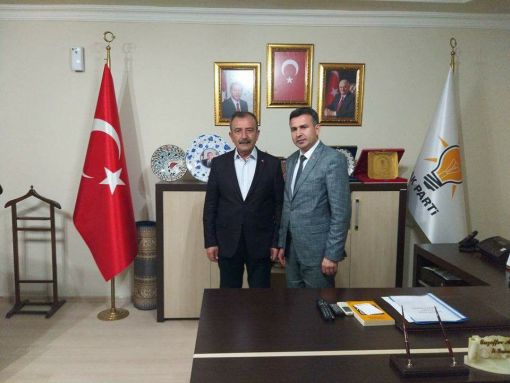  Ak Parti Kırşehir İl Başkanlığına yaptığımız ziyarette, Teşkilat Başkanımız Sayın Berat BIÇAKCI ile sohbet ederek projelerimizi yapacaklarımızı anlattık.ÜNAL KAYA MİLLETVEKİLİ ADAY ADAYI