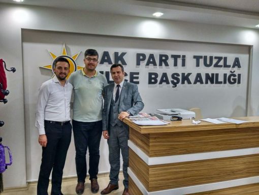 AKPARTİ TUZLA İLÇE BAŞKANLIĞIMIZA ZİYARET EDEREK YÖNETİM KURULU ARKADAŞLARIMIZLA BİR ARAYA GELDİK.ÜNAL KAYA TUZLA 