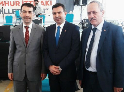 Milletvekilliği Aday adaylığı sürecimizde Bismillah diyerek programlara katılım sağlayarak start verdik.  Ak Parti Pendik ilçe Başkanımız Sn.Rüstem KABİL ile Teşkilat Başkanımız Sn.Müslim ŞAHİN Başkanlarımla katilim sagladigimiz programda birlikteydik.  Pendik AK Parti — Rüstem Kabil ve Müslim Şahin ile birlikte.