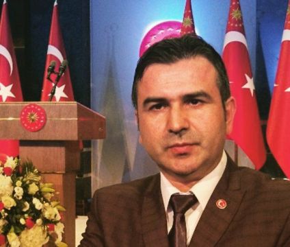 ÜNAL KAYA'dan 23 Nisan Mesajı